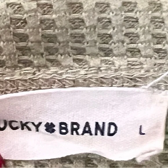 Lucky Brand
Women’s
Large
Celery Green Colored
Long sleeve Henley - Picture 3 of 11